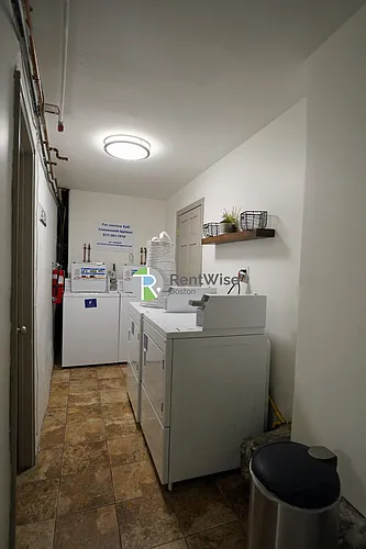 1322 Commonwealth Ave #5 Photo 1