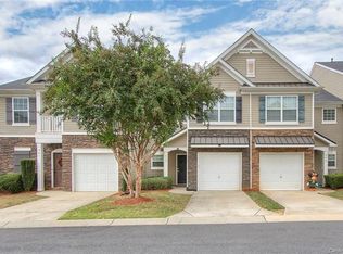 343 Sandy Spring Ln, Lake Wylie, SC 29710