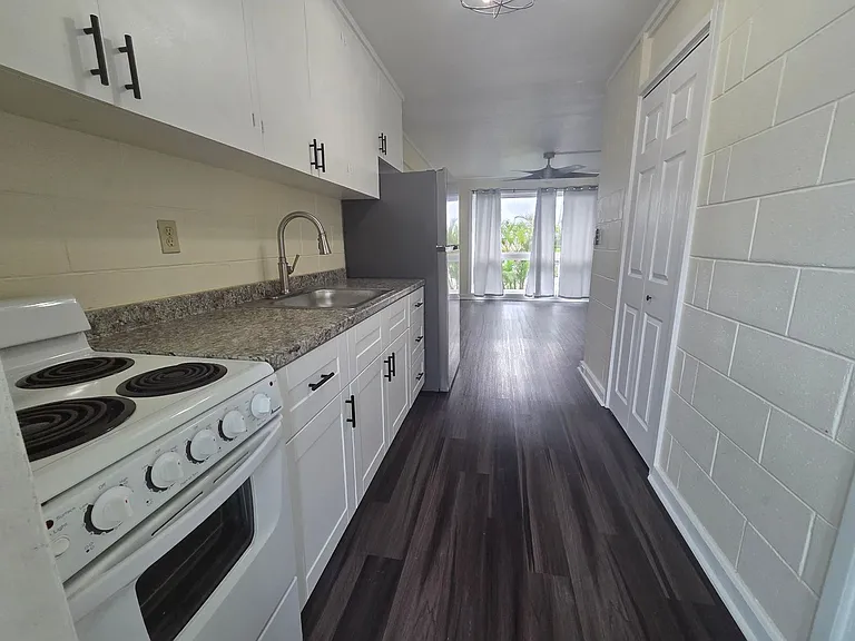 1697 Nana St — Photo 24