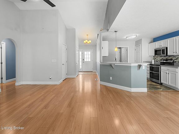 4th image of 7906 Bridlevista Rd