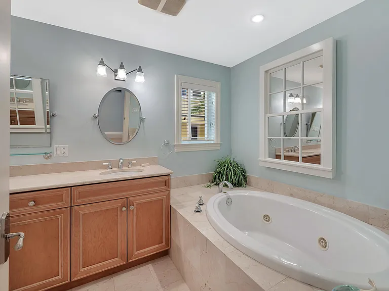 325 3rd St S #6 — Photo 21