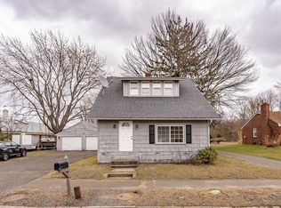 88 Willimansett St, South Hadley, MA 01075