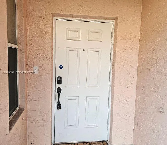 2450 S Coral Trace Cir — Photo 3