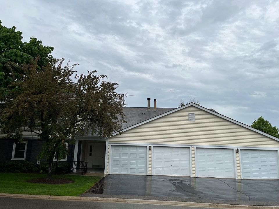 1st image of 652 Mallard Ct