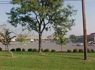 1311 Winchester Rd, Lexington, KY 40505