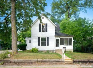 615 S Pearl St, Belding, MI 48809