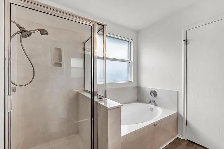 609 Golden Gate Dr — Photo 15