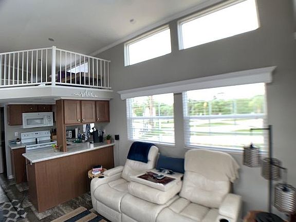 5th image of 3701 Baynard Dr #G27