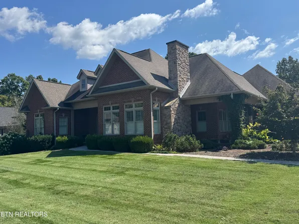 600 Oak Chase Blvd, Lenoir City, TN 37772