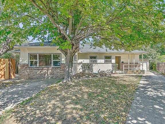 3rd image of 2353 Fiellen Ct