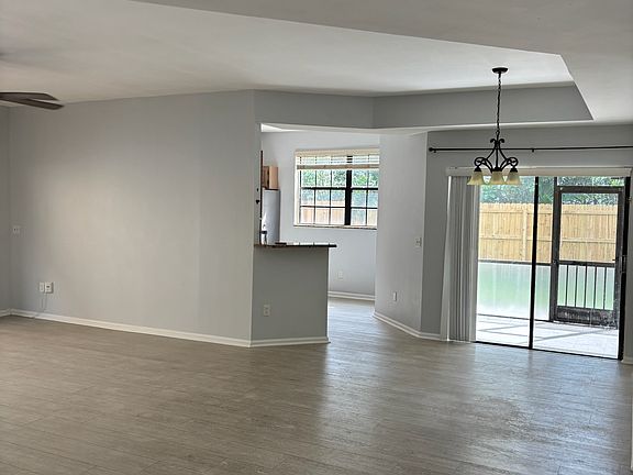3rd image of 240 Avenue L