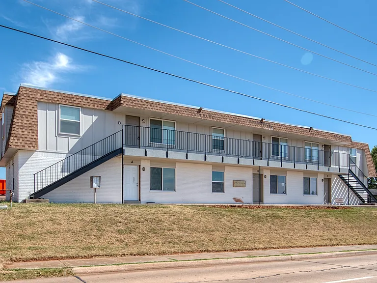 1001 E Main St #B-1 — Photo 12