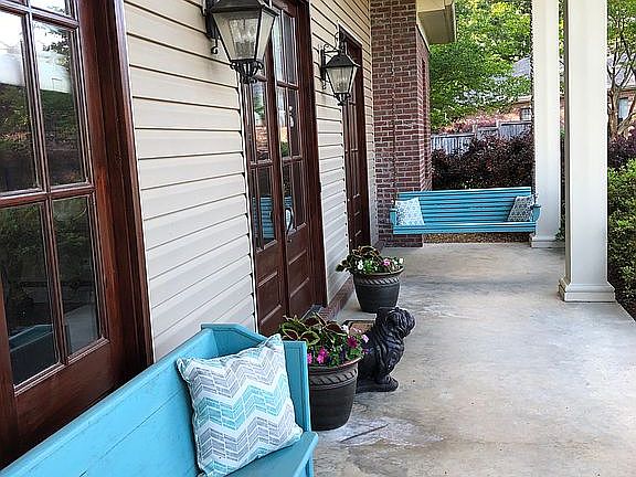 5th image of 109 Francis Ln