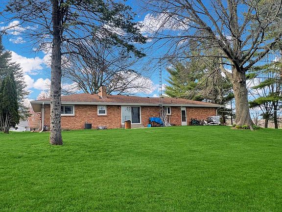 4th image of 24209 Hillcrest Dr