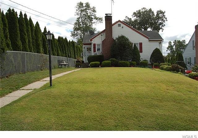 1st image of 174 Astor Ave