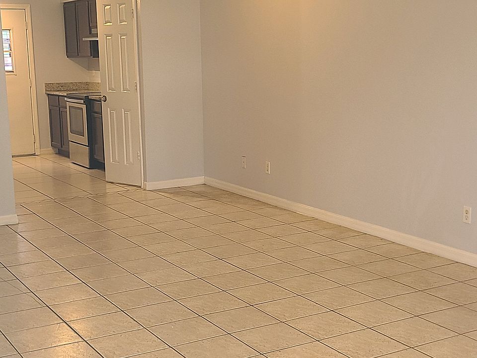 1st image of 814 W Orange St #814