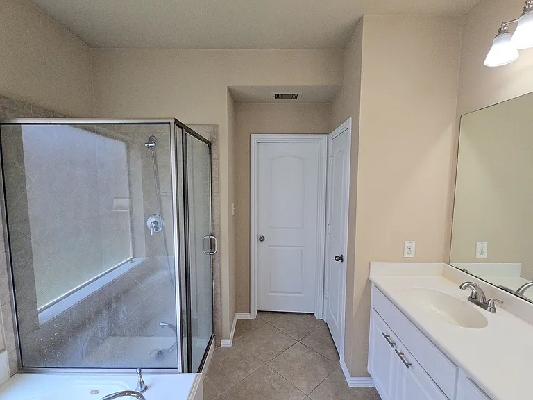 28214 Helmsman Knolls Dr — Photo 22