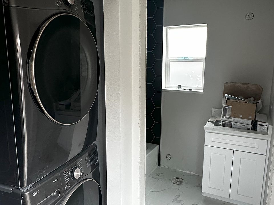 Full size washer + dryer