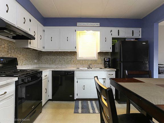 3rd image of 10418 S Komensky Ave