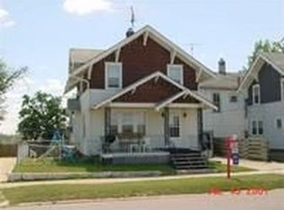 301 1/2 E Linn St, Marshalltown, IA 50158