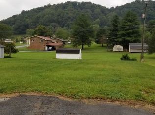 2225 E Carters Valley Rd, Gate City, VA 24251