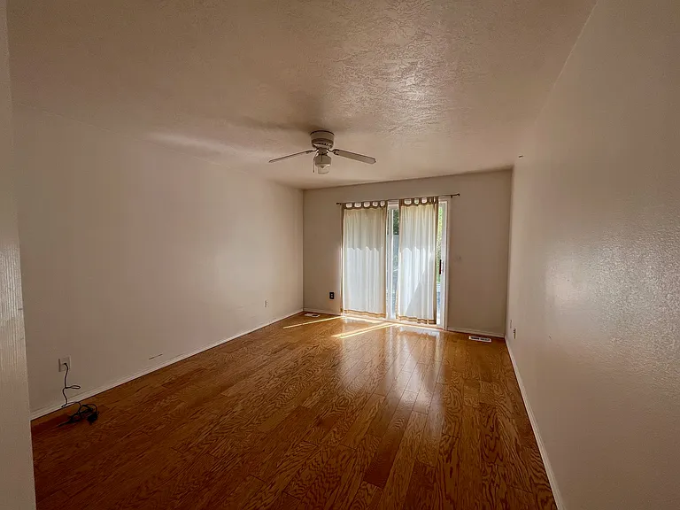 11917 W Lewisburg Ct — Photo 7
