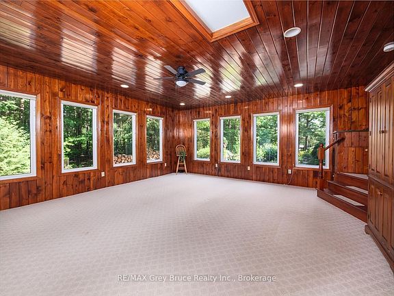 5th image of 30 Riverside Pl