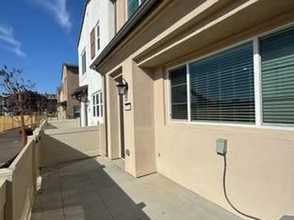 9154 Teralina Cir, Riverside, CA 92503