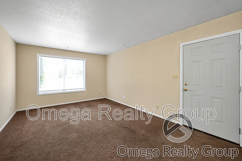 Trinity Hills Apartments — Photo 2