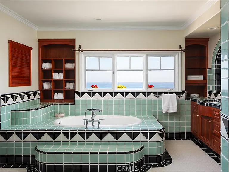 24352 Santa Clara Ave — Photo 18