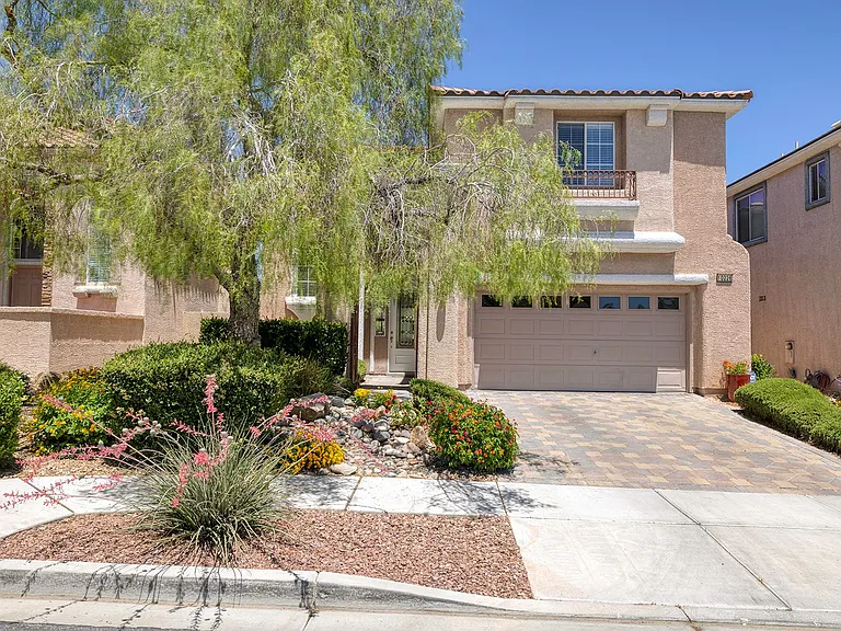 10226 Sourwood Ave — Photo 4
