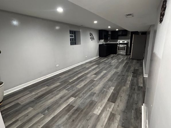6117 S Maplewood Ave #2