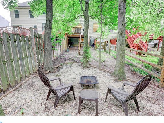 5th image of 134 Valerie Ln