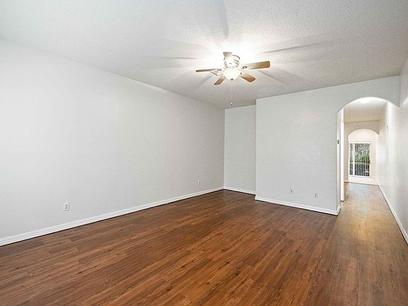 4th image of 347 Cape Harbour Loop Unit 103