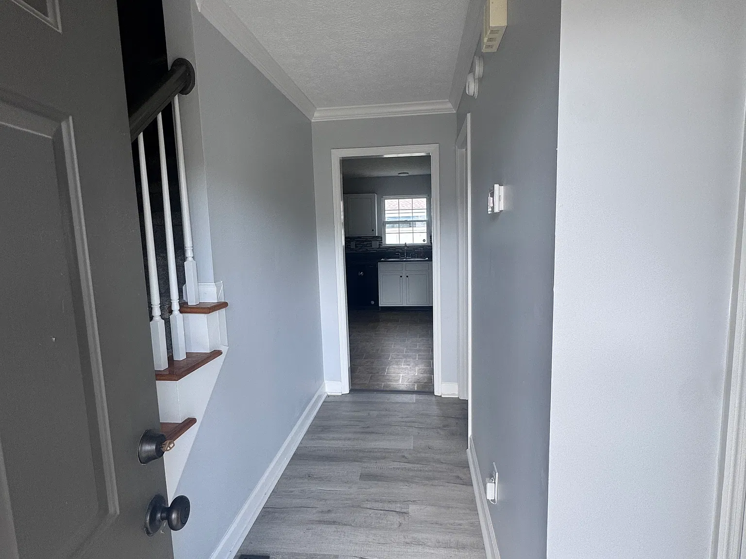 4 bed, 2.5 bath, 1818 sqft, $2,250 — Photo 3