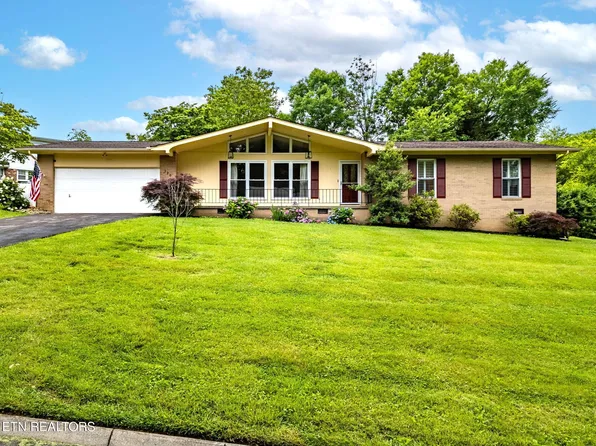 120 Cooper Cir, Oak Ridge, TN 37830