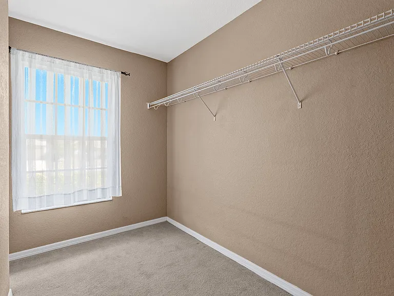 11366 Riddle Dr — Photo 31