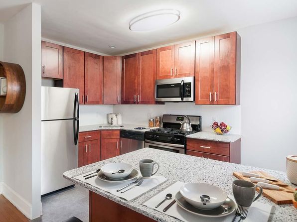 300 N Essex Ave #28B78FE67