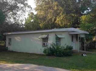 101 Davis St, Purvis, MS 39475