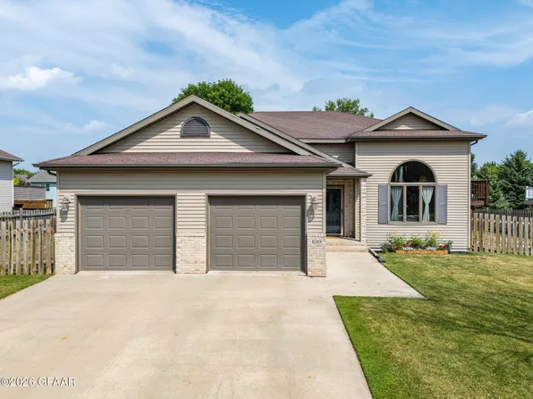 1019 19th Ave SE, East Grand Forks, MN 56721