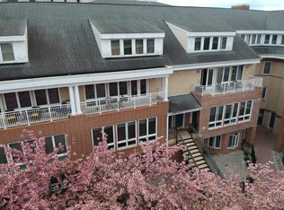 368 Rector St UNIT 517, Perth Amboy, NJ 08861