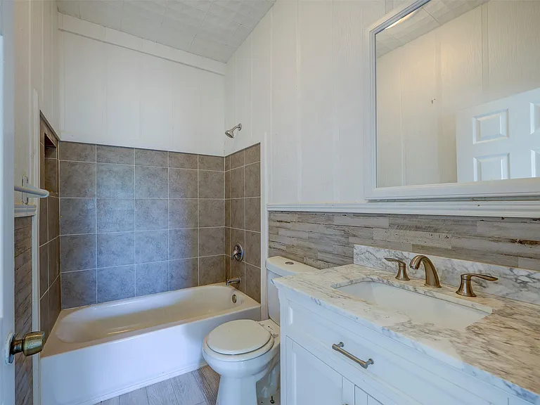 610 Linden St — Photo 31