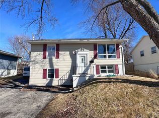 145 Belvedere Dr NW, Cedar Rapids, IA 52405