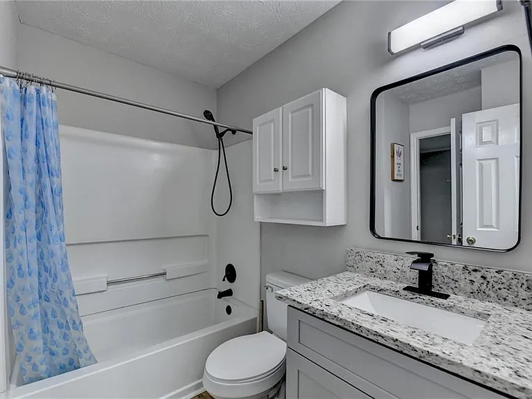3876 Meadow Creek Dr — Photo 28