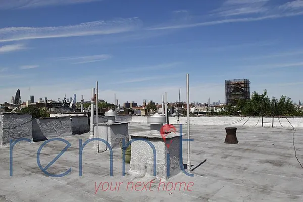 Rented by Rennit Inc. | media 50