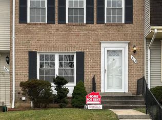 402 Carousel Ct, Gaithersburg, MD 20877