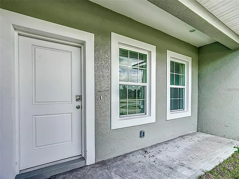 406 Marion Oaks Trl — Photo 7