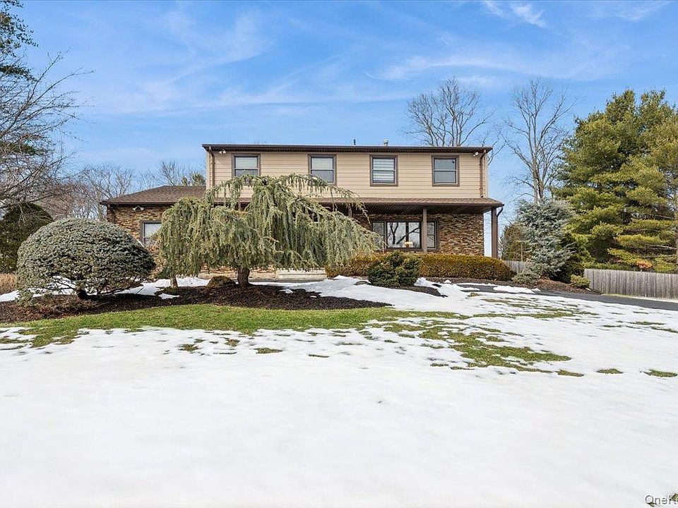 1st image of 4 Seymour Drive