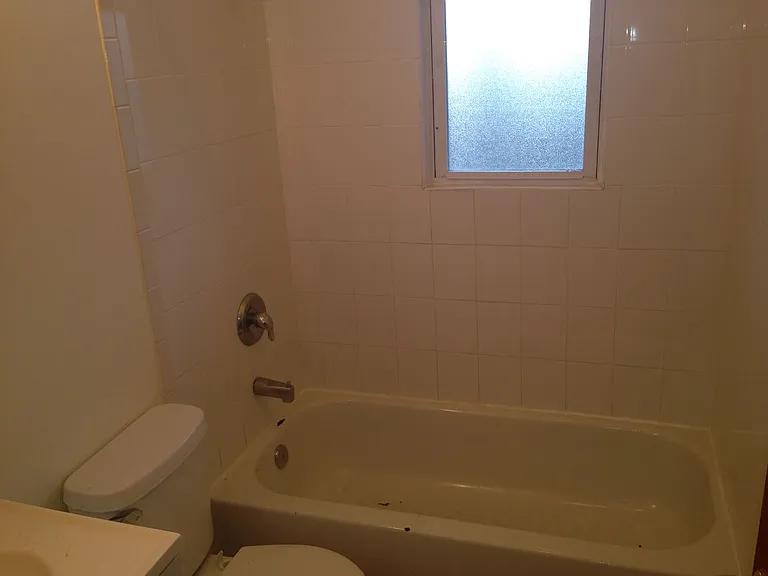 7606 S Union Ave #G — Photo 15