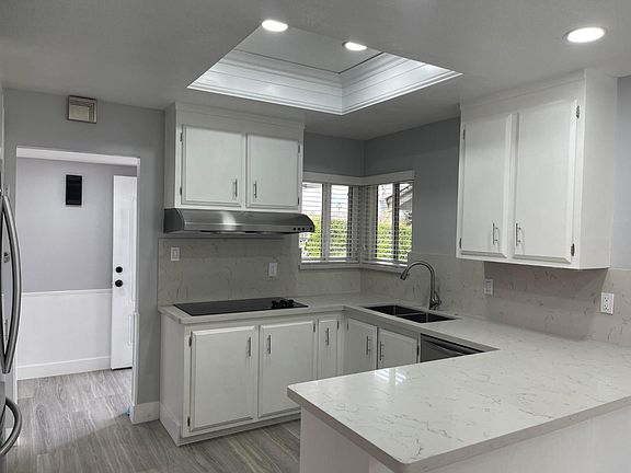 5th image of 2759 Sherlock Dr